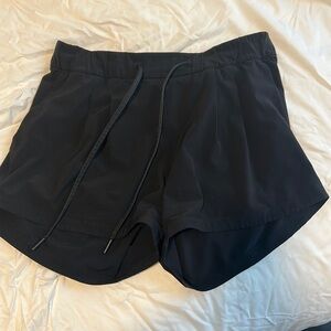 Lululemon Size 4 Drawstring Shorts